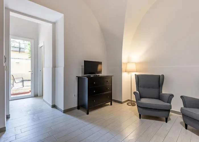 House Mandarino * Bari