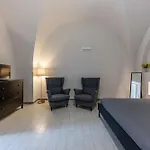 House Mandarino * Bari