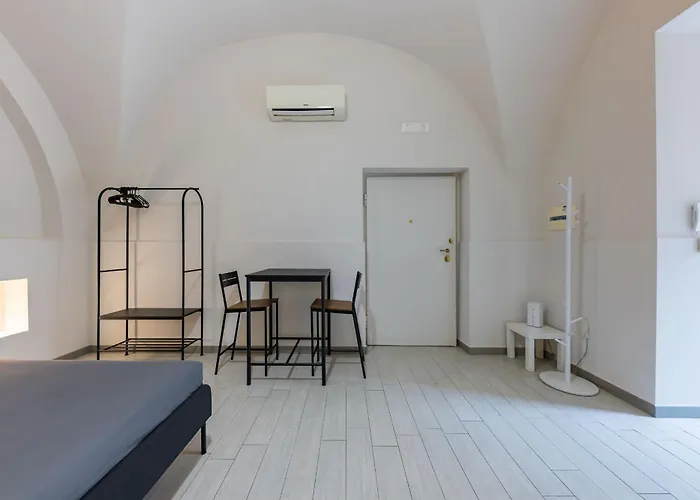 Апартаменты House Mandarino Бари